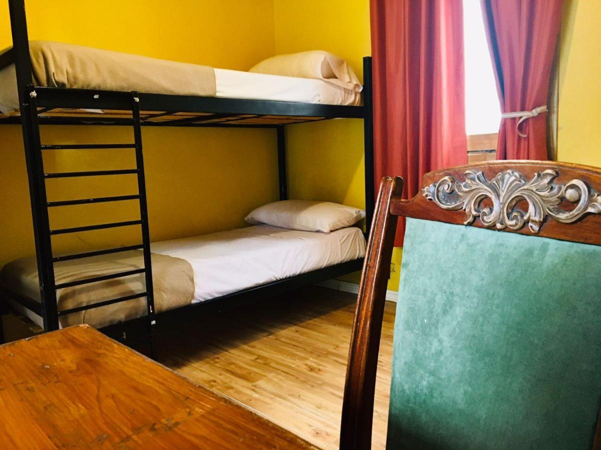House 1903 Hostel Ushuaia Buitenkant foto