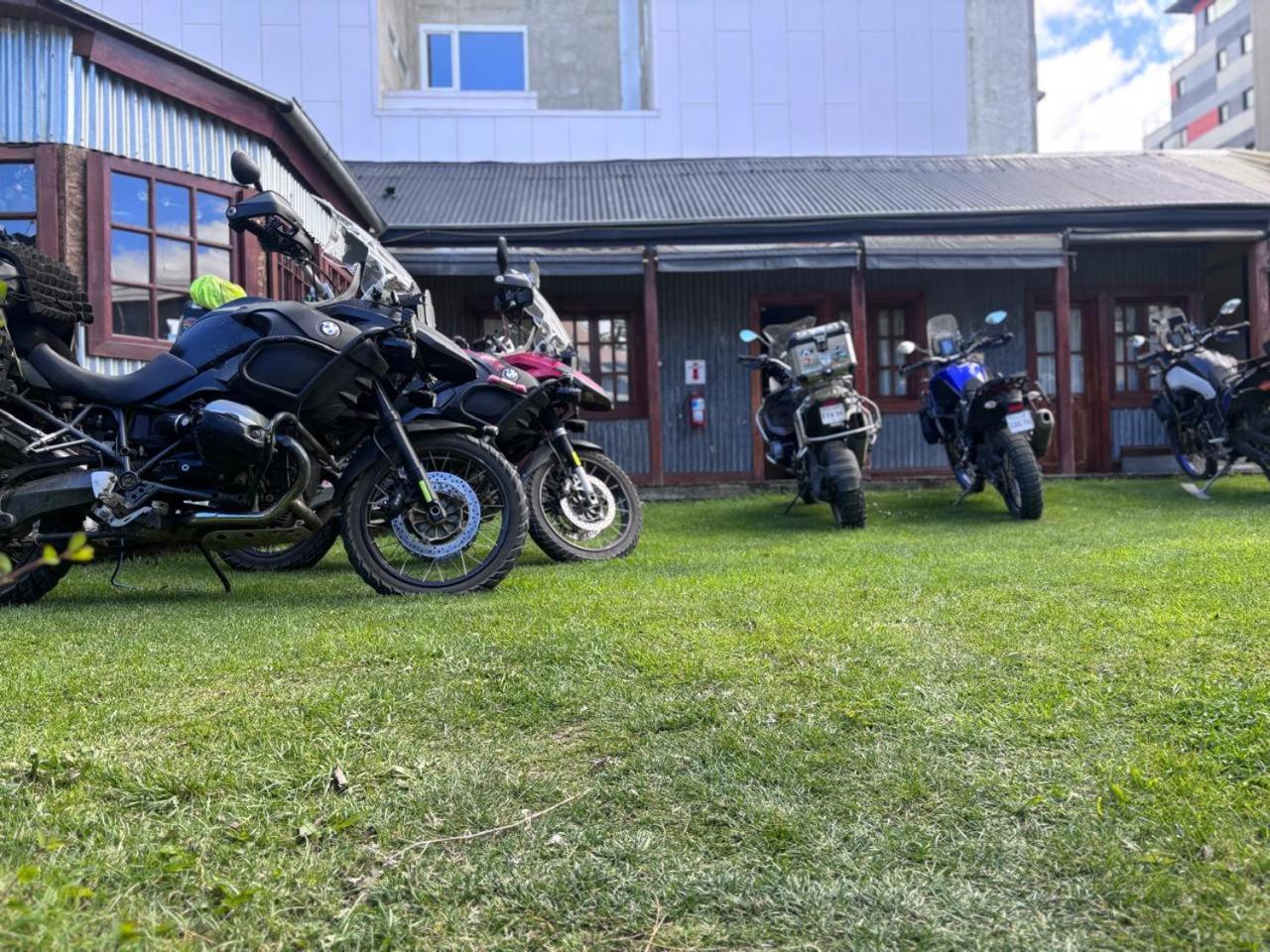 House 1903 Hostel Ushuaia Buitenkant foto